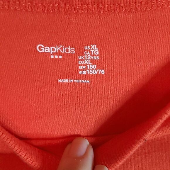 Gap Kids Sweater - Picture 2 of 4